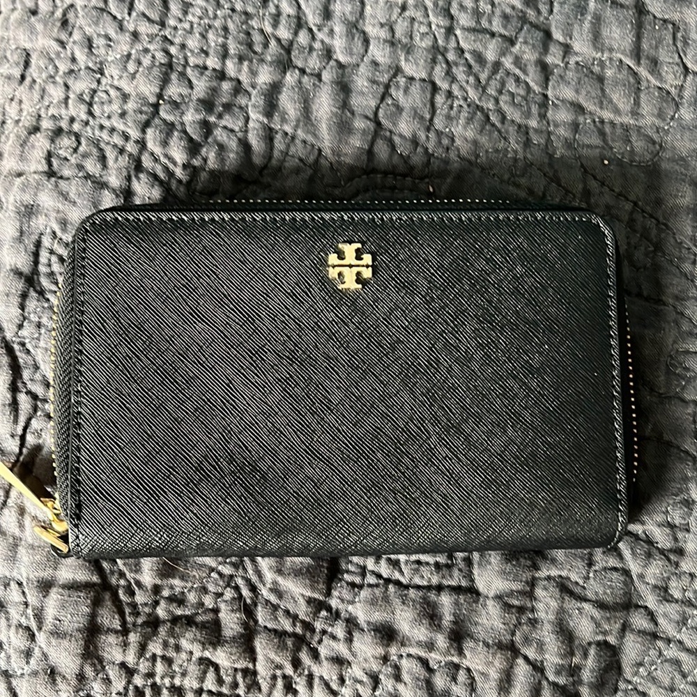 VGUC Tory Burch Wallet